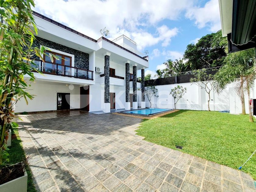 5BR Super Luxury 3 Story House For Sale In Talawatugoda Ikman