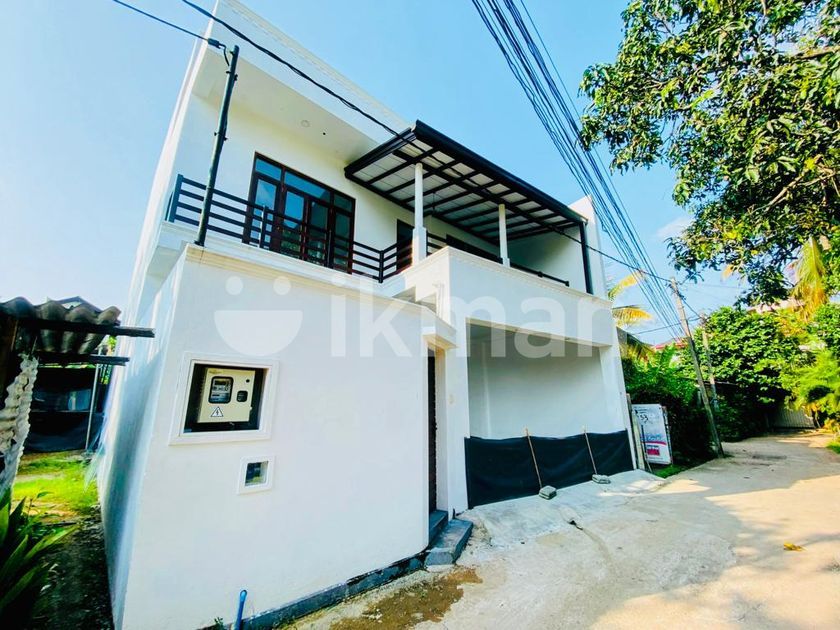 Brand New Luxury House Sale At Wejerama Nugegoda Ikman