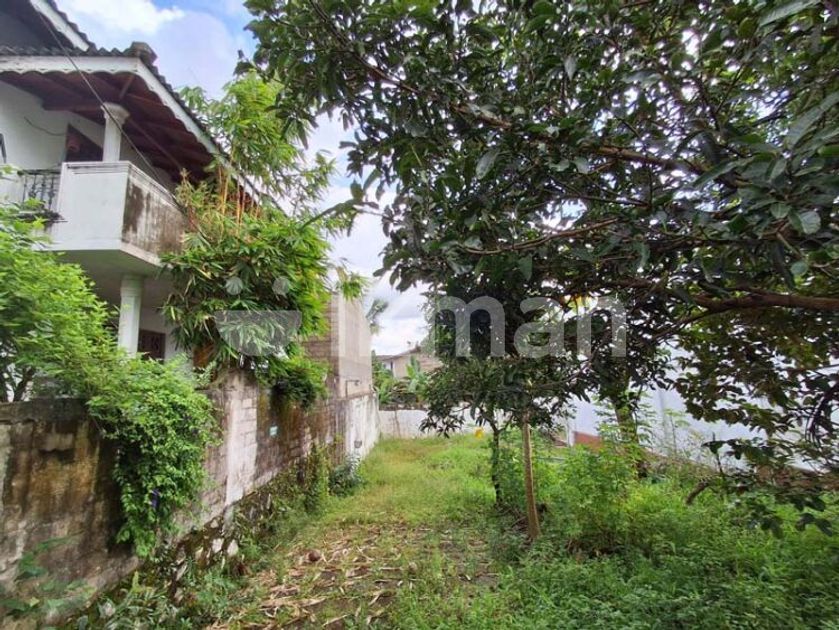 Land For Sale On Hospital Road Kiribathgoda Ikman