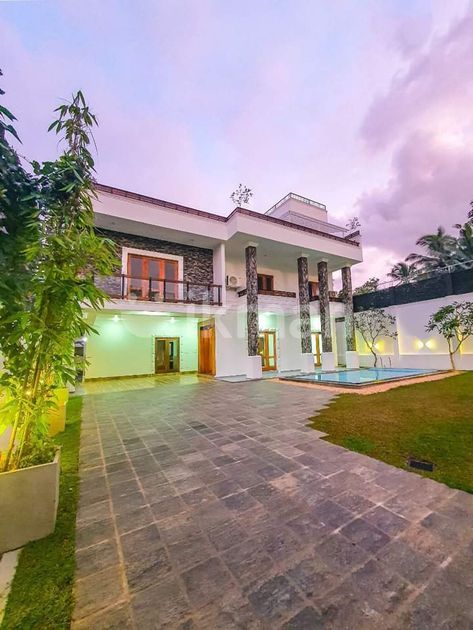 Luxury House For Sale In Thalawathugoda Ikman