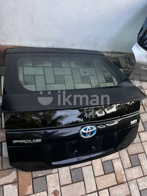 Toyota Prius ZVW30 Dicky Door In Ja Ela Ikman