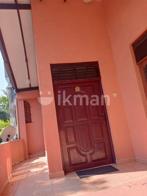 Upstair House For Rent Dehiwela Ikman