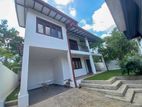 02-Storey House for Sale in Athurugiriya (RE:H2238)