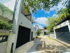 02 Storey Luxury House in Battaramulla