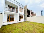 03 Storey Luxury House for sale at Malabe-500 meters TO old kandy rd