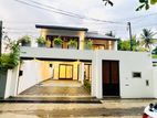 03 Story House for Sale Baththaramulla