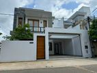 03 -Story House for Sale in Athurugiriya H2168