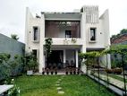 03 Story Luxury House With Swimming Pool For Sale In Nugegoda