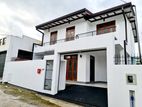 03BR Luxury Two Story House For Sale In Athurugiriya