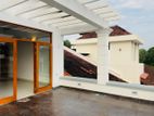 04 Bedroom House for Rent in Pelawatta