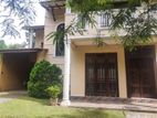 04 Bedroom House for Sale in Athurugiriya D/H0010