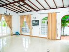 04 Bedroom House for Sale in Athurugiriya