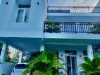 04 Bedrooms House for Sale in Piliyandala D/H0004