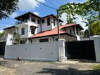 04 Rooms House for Rent in Mount Lavinia - EH173