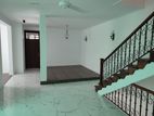 05 Bedroom Modern House for Rent in Colombo 07 HL35704
