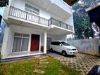 05BR Modern Three Story House For Rent in Rathmalana