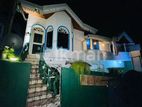 06 Beds Commercial House For Rent In Pelawatta Battaramulla [ 216 C ]