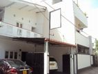 09 Rooms House for Sale in Colombo 8 - EH188