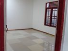 1 St Floor House for Rent in Dehiwala