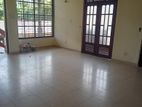 1 st floor house for rent in dehiwala