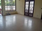 1 st floor house for rent in dehiwala