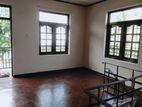 1 St Floor House For Rent in Mount Lavinia