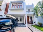 10 P With Luxury House Sale-Talawatugoda