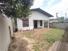 10 perch 4 bed room single story house for sale