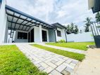 10 Perch Brand New Luxury Single Storey House for Sale in Athurugiriya
