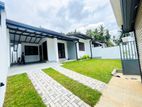 10 Perch Brand New Luxury Single Storey House for Sale in Athurugiriya