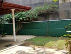 10-Perch Family Home with Front & Back Garden