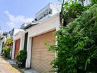 10 Perches Luxury 2-Storey House For Sale In Boralesgamuwa Aberathna Mw.
