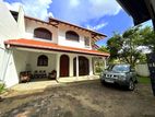 100% Refurbished Solid House - Pelawatta Kumaragewatte Battaramulla