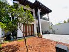 10.5 P With Luxury House Sale Athurugiriya