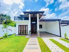 10.5 Perches Modern Luxury Home for Sale – Athurugiriya