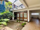10P House on Greenlands Lane Colombo 5 For Sale