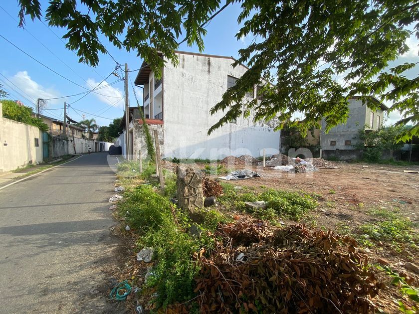 11P+7P Two Lands in Sirimal Mawatha Quarry Road Dehiwala For Sale ikman