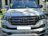 12% Flexi Leasing 80% - Toyota Land Cruiser Sahara V8 2013