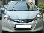 12% සුවිශේෂී අඩුම වාරිකයට 80% ලීසිං - Honda Fit Gp1 2012