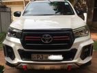 12% සුවිශේෂී අඩුම වාරිකයට 80% ලීසිං - TOYOTA HILUX RECCO CAB 2018