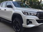 12% සුවිශේෂී අඩුම වාරිකයට 80% ලීසිං - Toyota Hilux Recco Cab 2018