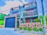 120 කොළඹ පාරට ලගින් සුඛෝපභෝගී අලංකාර තෙමහල් නිවසක් කහතුඩුවෙන් විකිනීමට