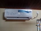 12000 Btu Lloyd Inverter Air Condition