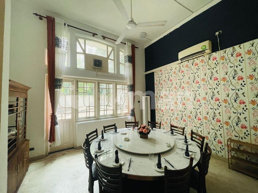 12,000 Sq.ft - Commercial Building for Sale CP48259 Colombo 03 | ikman
