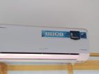 12000BTU Lloyed Non Inverter Air Condition Brand New