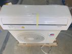 12000Btu Non Inverter Gree Ac China