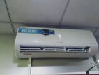 1200BTU Lloyed Inverter Air Conditioner