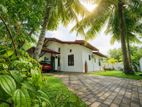 12.5 Perches / Beautiful Mordern Single Storied House - Bandaragama