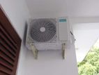 12btu Hisense Non Inverter Air Condition (With Singagiri Warranty)