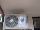 12btu Lloyd Brand Non Inverter Ac